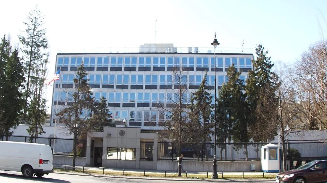 Ambassador Apartament Warszawa Polen